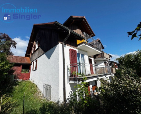 DER SEE LIEGT IHNEN ZU FÜSSEN !